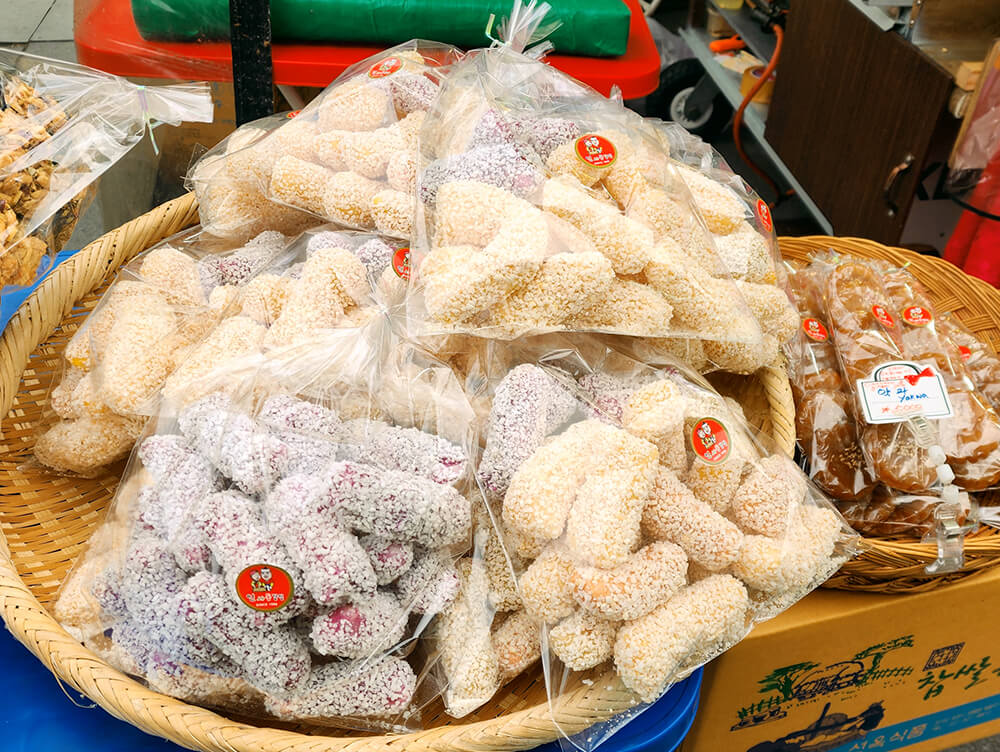 店頭には色々なユグァがありました